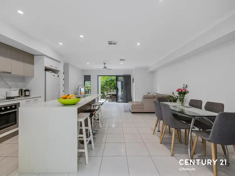 21 Greenview Terrace, Palmview QLD 4553