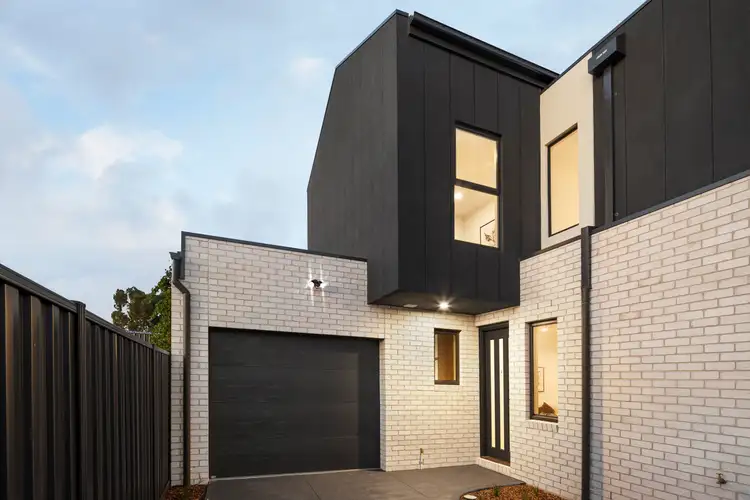 4/87 Darebin Boulevard, Reservoir VIC 3073