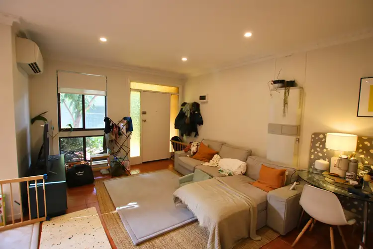 Fifth view of Homely villa listing, 2/105 Gooch Street, Thornbury VIC 3071