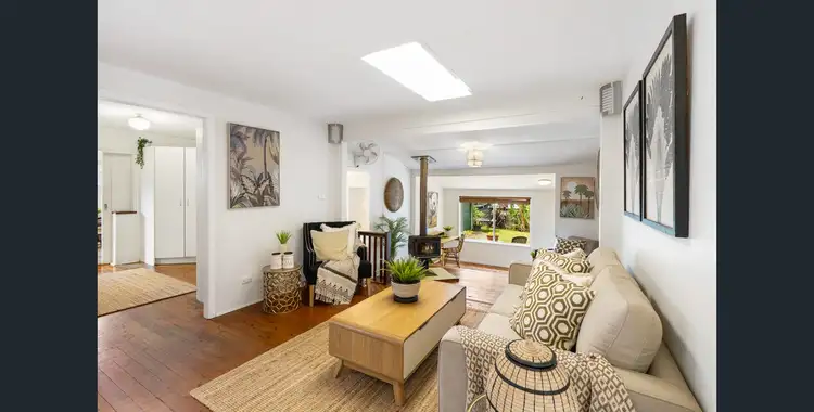 106 Ridgeway Avenue, Southport QLD 4215
