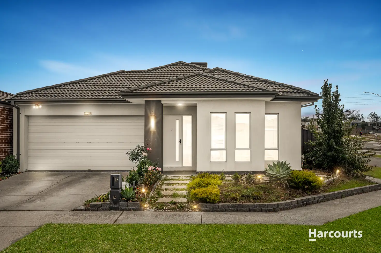 Main view of Homely house listing, 17 Mulligan Circuit, Officer VIC 3809