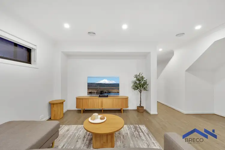 Sixth view of Homely house listing, 811 Aitken Boulevard, Craigieburn VIC 3064