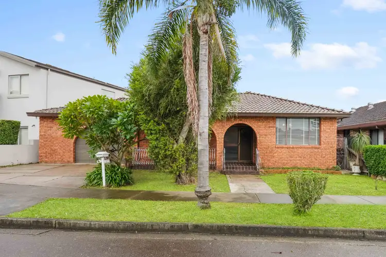 88 Bayview Road, Canada Bay NSW 2046