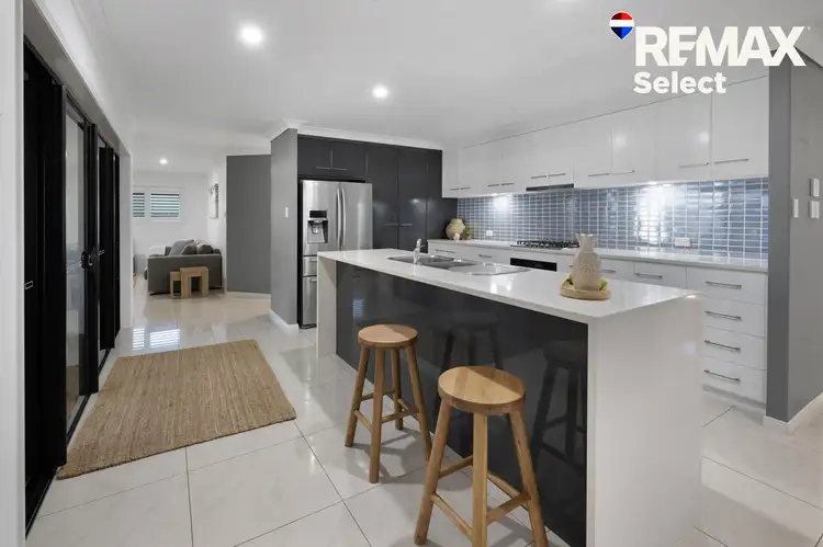 Sixth view of Homely house listing, 11 Vidar Crescent, Ooralea QLD 4740