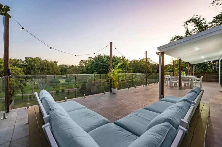 69 Plateau Crescent, Carrara QLD 4211