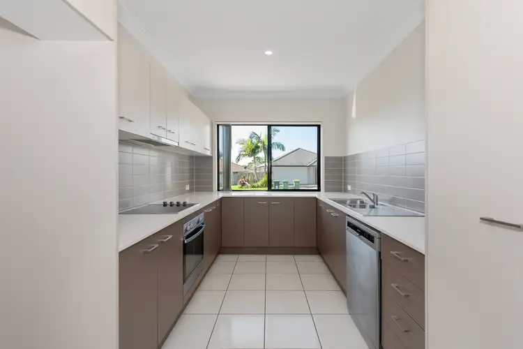 17 Charles Avenue, Pimpama QLD 4209