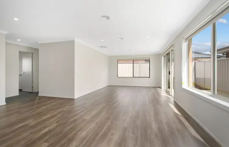 Second view of Homely house listing, 27 Glenwood Boulevard, Baranduda VIC 3691