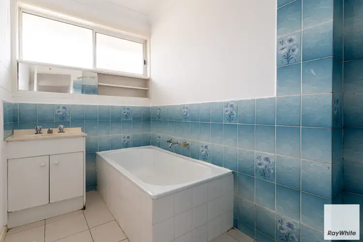 Fifth view of Homely house listing, 2/12 Gladstone Street, St Albans VIC 3021
