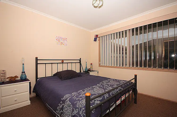 Fifth view of Homely house listing, 5 Jang Place, Kurunjang VIC 3337