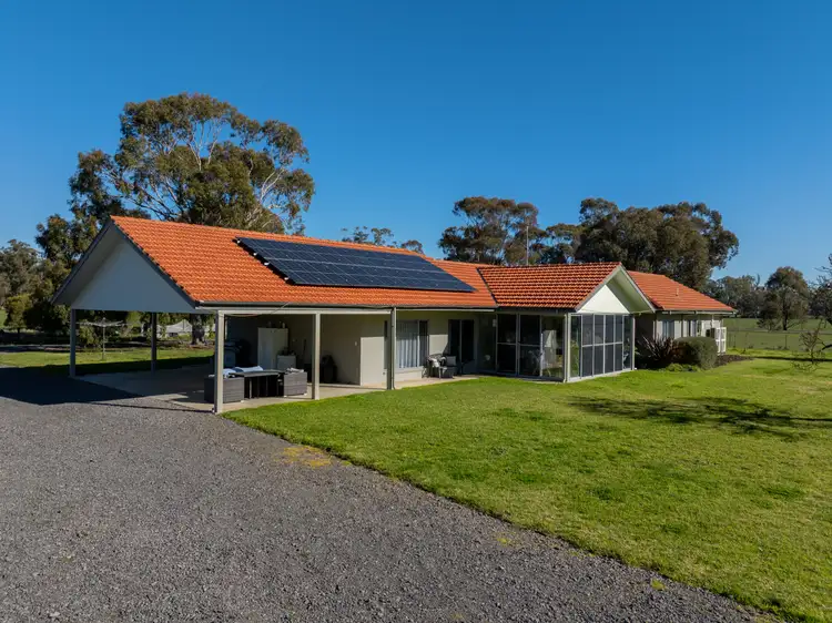 16 Hills Road, Pranjip VIC 3666