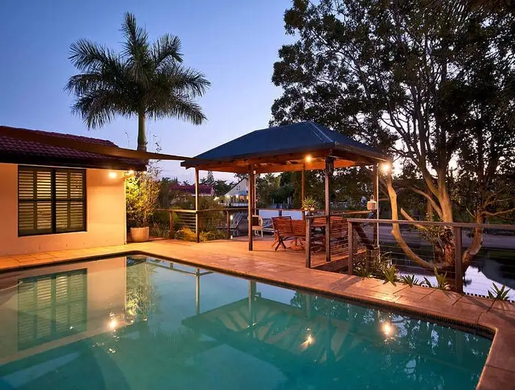 14 MacKay Close, Bundall QLD 4217