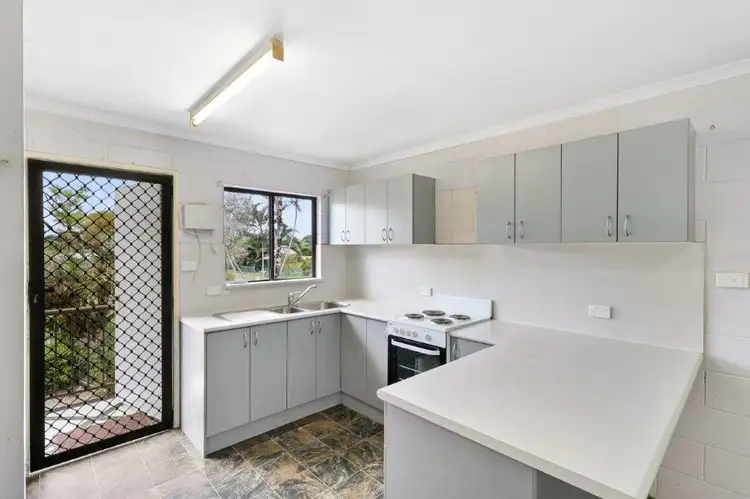 Second view of Homely unit listing, 7/7 Vivian Close, Westcourt QLD 4870