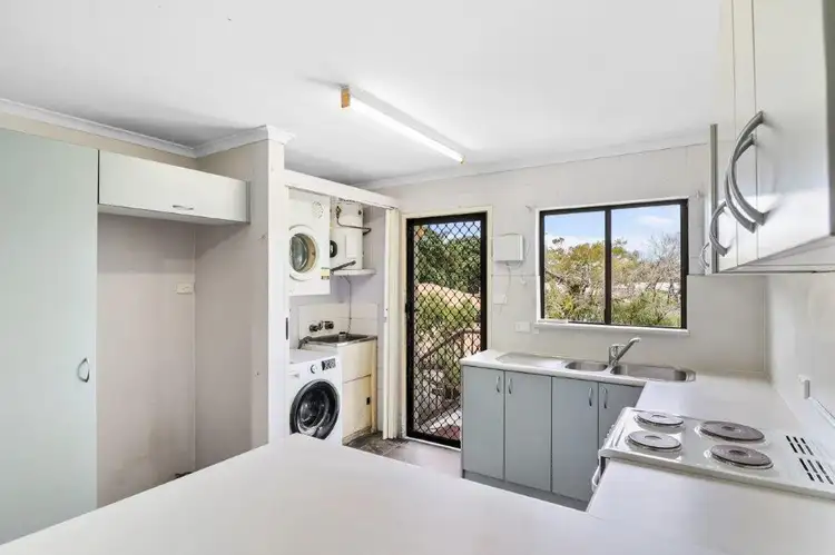 Third view of Homely unit listing, 7/7 Vivian Close, Westcourt QLD 4870