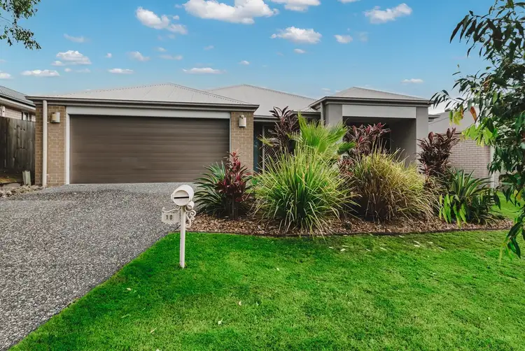 10 Milbrook Crescent, Pimpama QLD 4209