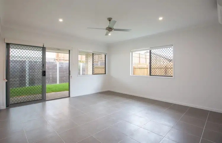 Fourth view of Homely house listing, 2/21 Limmen Crescent, South Ripley QLD 4306