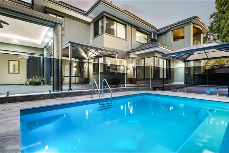 29 Dunvegan Road, Applecross WA 6153