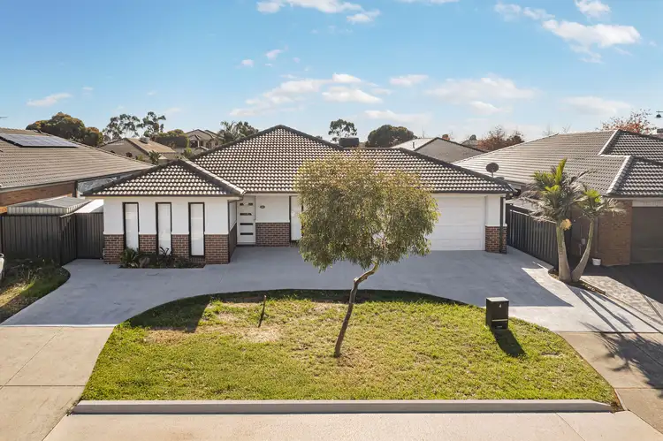 Second view of Homely house listing, 4 Korab Place, Roxburgh Park VIC 3064