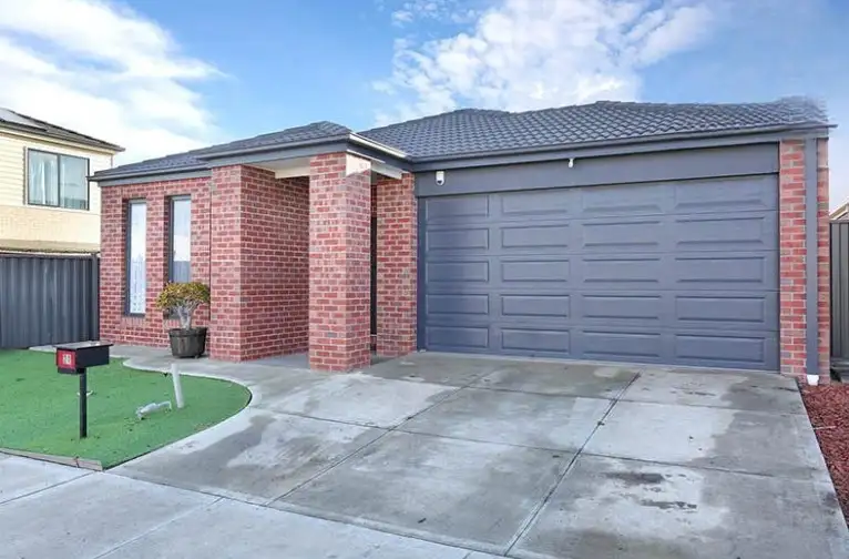Main view of Homely house listing, 21 Manning Circuit, Tarneit VIC 3029