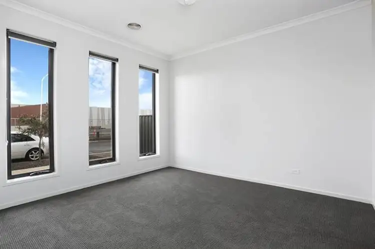 Fourth view of Homely house listing, 21 Manning Circuit, Tarneit VIC 3029