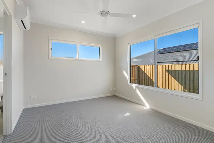 Fifth view of Homely house listing, 4 Penelope Way, Belivah QLD 4207