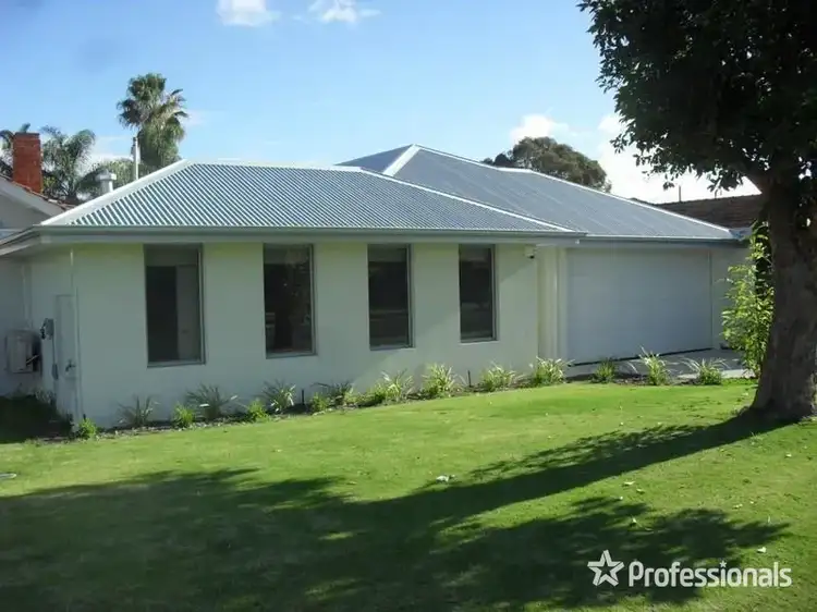 35 Harris Street, Carlisle WA 6101