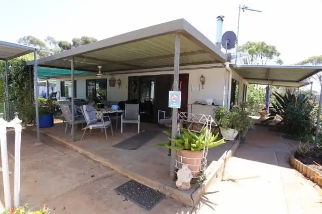 11/13 Clianthus Road, Kambalda West WA 6442