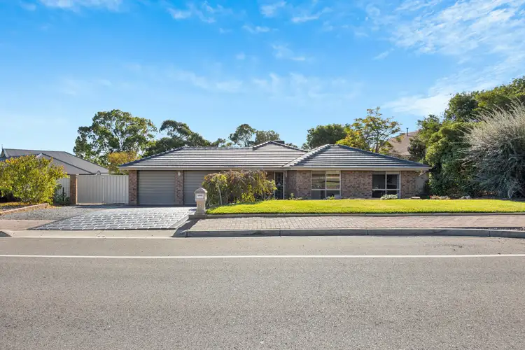 9 Brookland Valley Drive, Woodcroft SA 5162