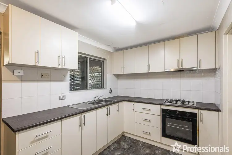 Sixth view of Homely house listing, 20 Brumby Place, Armadale WA 6112