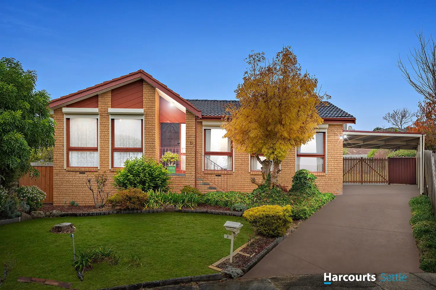 Main view of Homely house listing, 3 Benalla Close, Endeavour Hills VIC 3802
