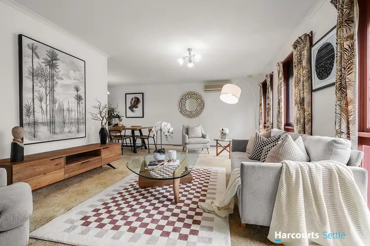 Second view of Homely house listing, 3 Benalla Close, Endeavour Hills VIC 3802