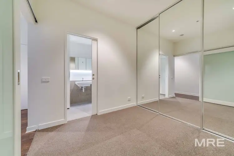 Third view of Homely apartment listing, 1021/199 William Street, Melbourne VIC 3000