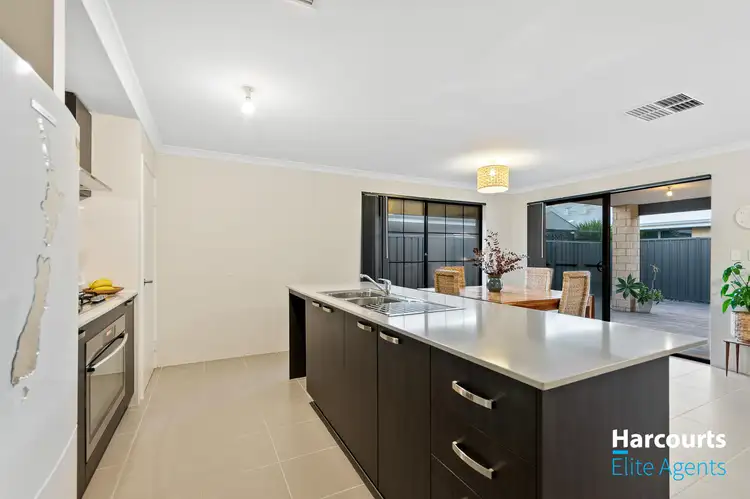 Sixth view of Homely house listing, 31 Bottlenose Circuit, Waikiki WA 6169