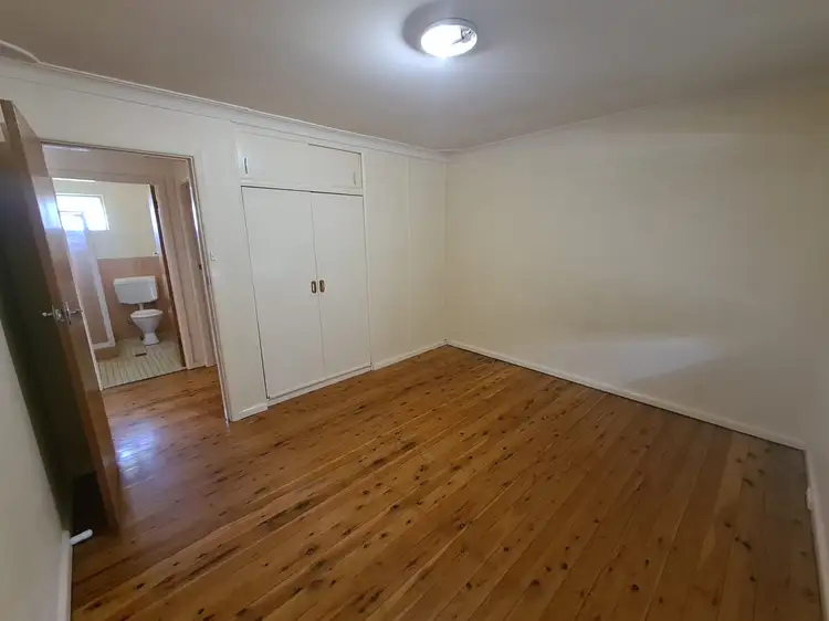 Fourth view of Homely unit listing, 2/105 Kenna Street, Orange NSW 2800