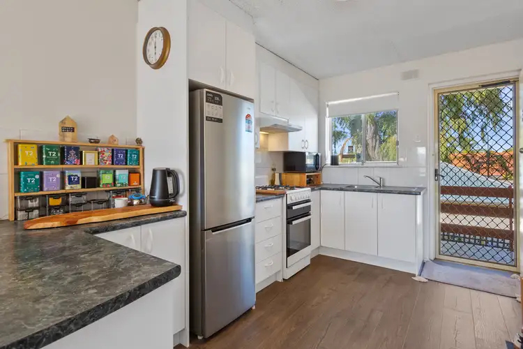 3/14 Devon Street, Largs Bay SA 5016