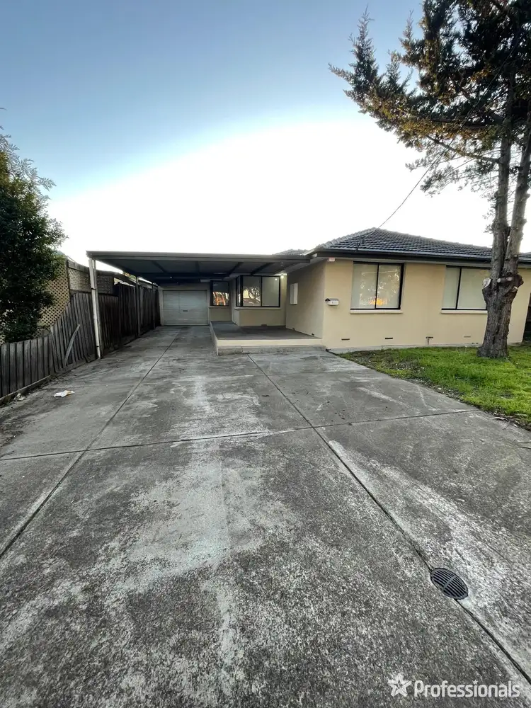 157 Station Road, Deer Park VIC 3023