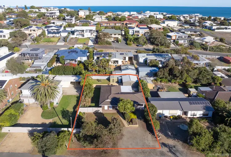 103 North Terrace, Port Elliot SA 5212