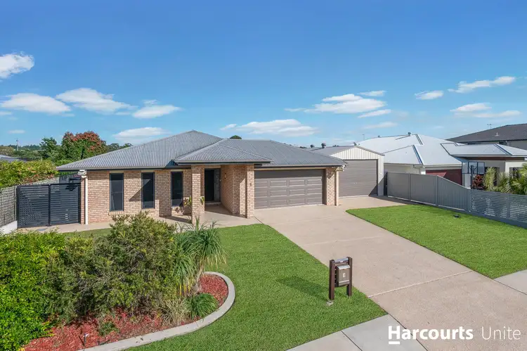 1 Hugh Crescent, Murrumba Downs QLD 4503