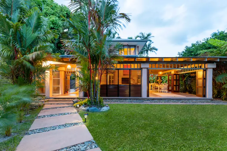 26 Pecten Avenue, Port Douglas QLD 4877