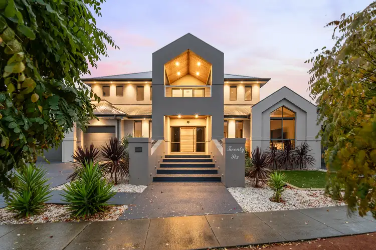 Second view of Homely house listing, 26 Jeanne Young Circuit, Mckellar ACT 2617