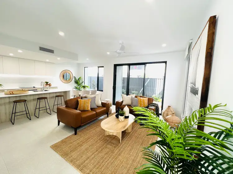 12/176 Marina Quays Boulevard, Hope Island QLD 4212
