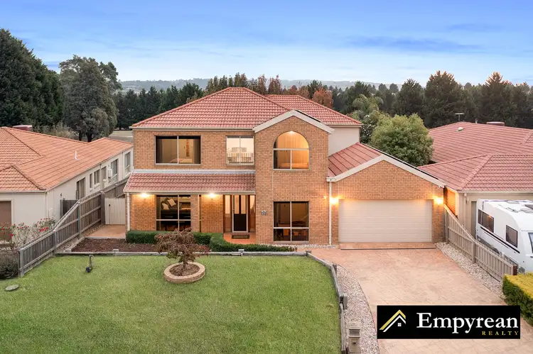 32 St Andrews Close, Hidden Valley VIC 3756