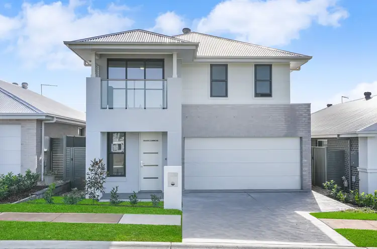 6 Whitrod Avenue, Oran Park NSW 2570