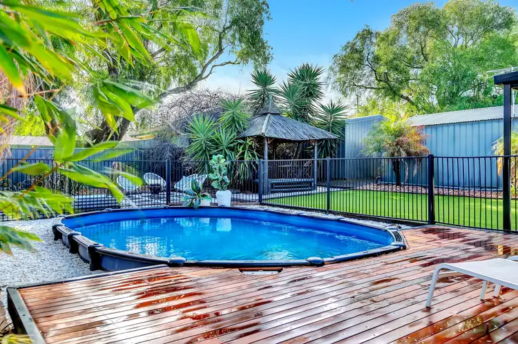 4 Felix Crescent, Morphett Vale SA 5162