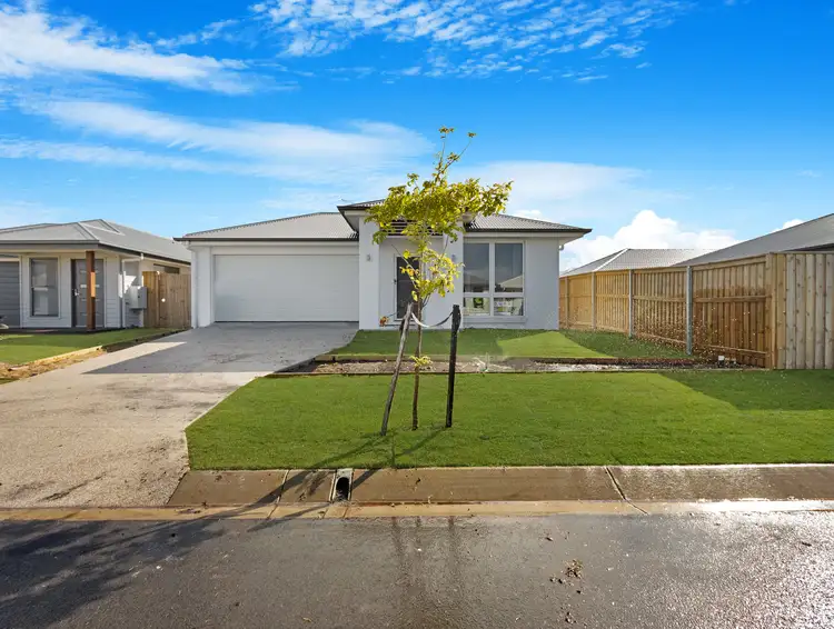 Second view of Homely house listing, 11 Woodswallow Avenue, Point Vernon QLD 4655
