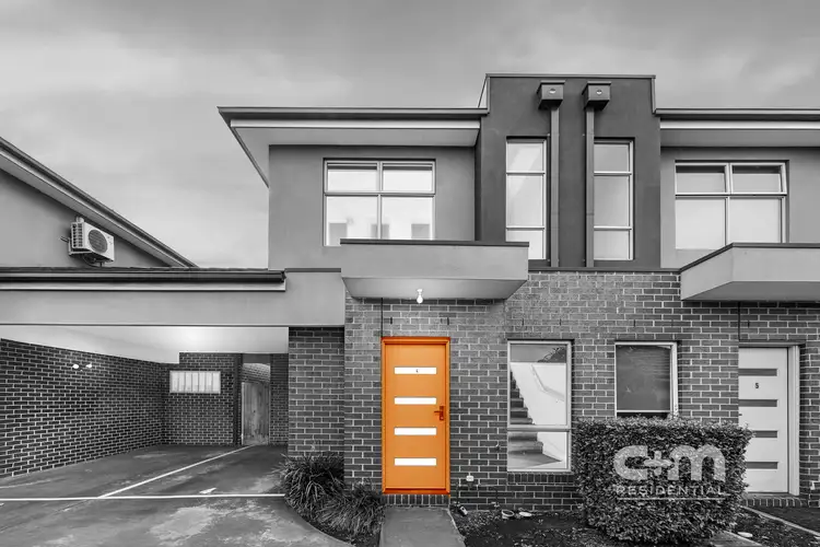 4/34 Grevillia Road, Oak Park VIC 3046