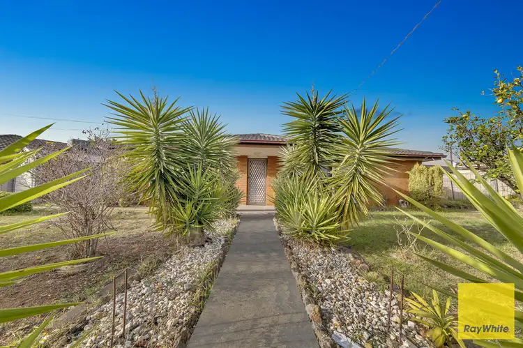 Second view of Homely house listing, 3 Bottlebrush Drive, Hoppers Crossing VIC 3029