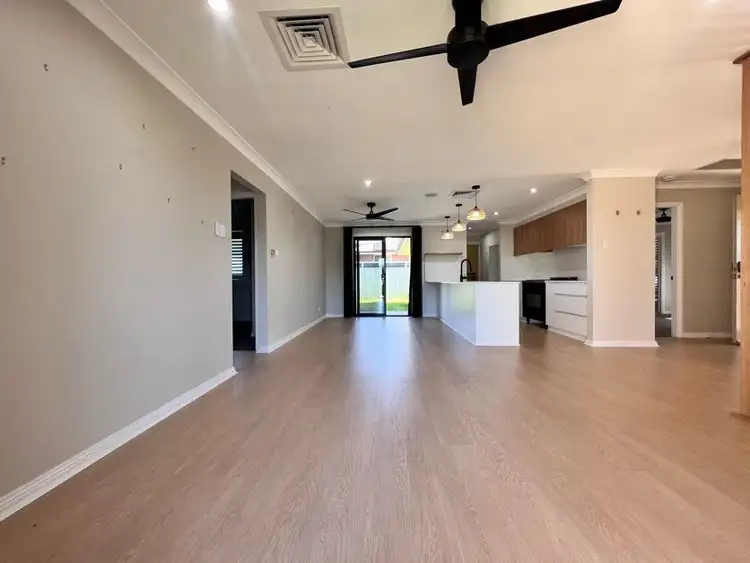 Sixth view of Homely house listing, 2 Cassia Place, Tamworth NSW 2340