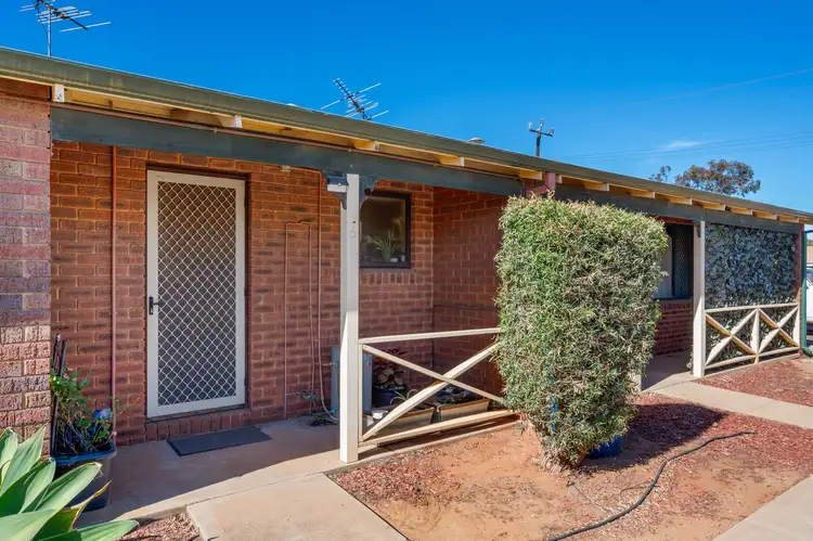 11 Piesse Street