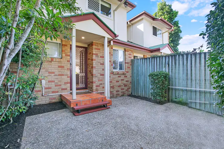 2/25 Cardross Street, Yeerongpilly QLD 4105