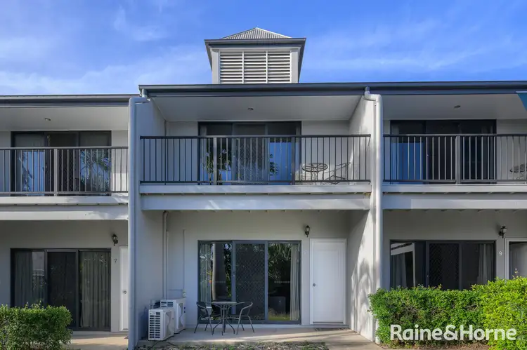 Main view of Homely townhouse listing, 8/5 Flinders Parade, Gladstone Central QLD 4680